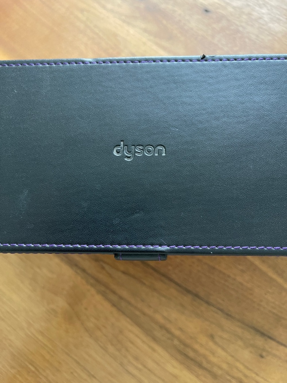 Dyson dryer box - Picture 6 of 7